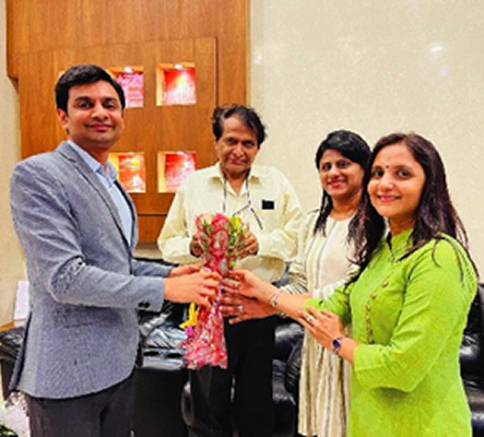 Shri Suresh Prabhu